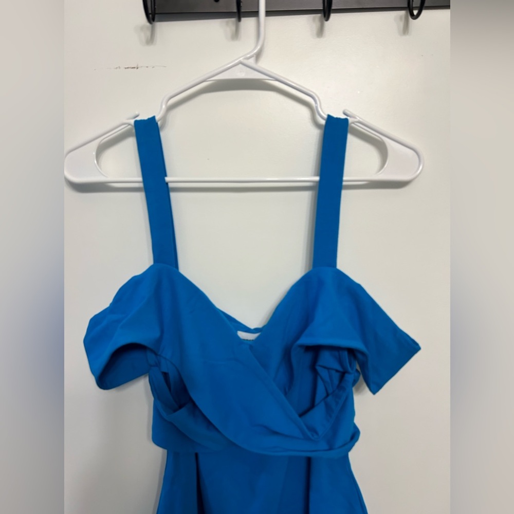 Revolve Superdown Eve Cold Shoulder Mini Dress - Picture 6 of 12